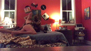 Cuckold husband eats black guy's creampie after hot sex