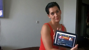 Short haired mom is willing to take it in her pussy doggy