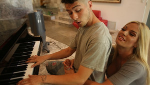 Talented teenage hunk bangs this big boobed MILF