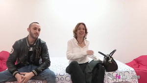 Busty Spanish mom Roxe hungers for a young long sword